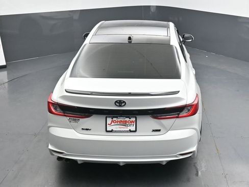 Used 2025 Toyota Camry XSE image 31