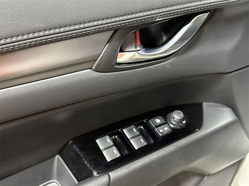 Used 2025 MAZDA CX-5 AWD 2.5 S w/ Preferred Package image 21