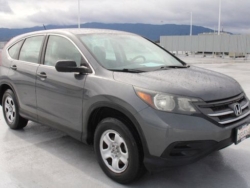 Used 2013 Honda CR-V LX image 2