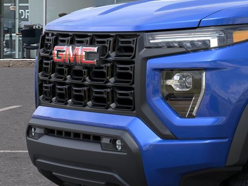 New 2025 GMC Canyon Elevation w/ Convenience Package image 13