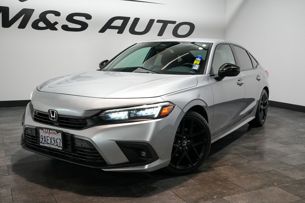 Used 2022 Honda Civic Sport image 2