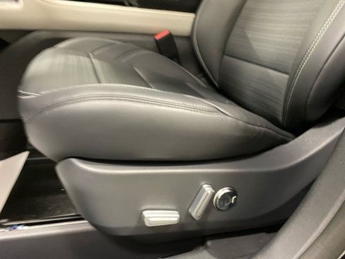 New 2025 Lincoln Nautilus Reserve image 17