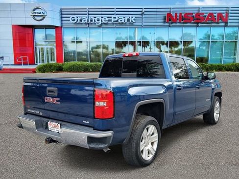 Used 2018 GMC Sierra 1500 SLE w/ SLE Value Package image 2