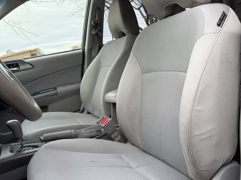 Used 2013 Subaru Forester 2.5X Premium w/ Popular Pkg 2 AWD/4WD image 13