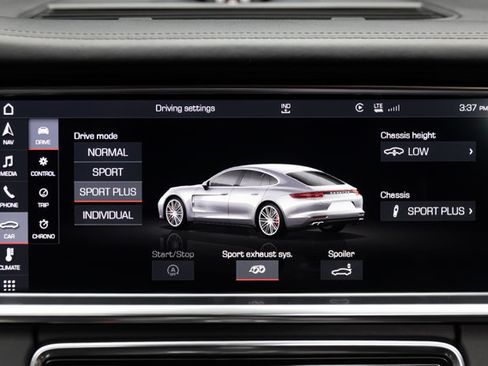 Used 2020 Porsche Panamera GTS w/ Premium Package Plus AWD/4WD image 91