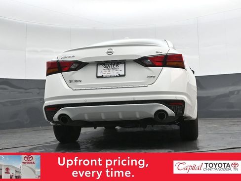 Used 2022 Nissan Altima 2.5 SL AWD/4WD image 32