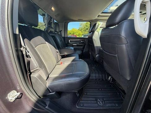 Used 2018 RAM 3500 Laramie w/ Protection Group AWD/4WD image 31