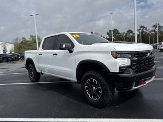 Used 2024 Chevrolet Silverado 1500 ZR2 w/ Technology Package video 2