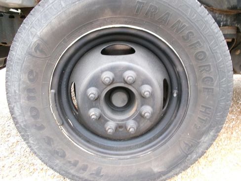 Used 2015 Ford E-350 and Econoline 350 Super Duty image 11