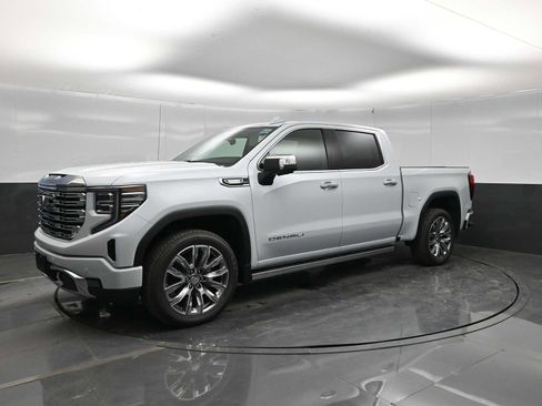 New 2026 GMC Sierra 1500 Denali w/ Denali Reserve Package AWD/4WD image 4