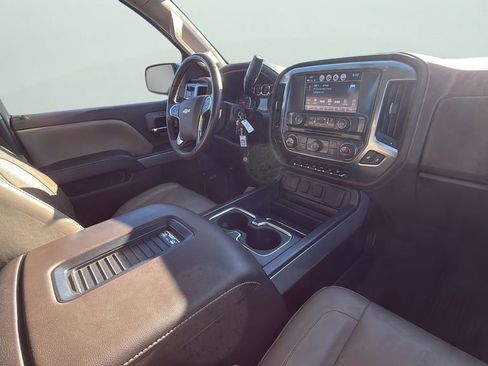 Used 2019 Chevrolet Silverado 2500 LTZ w/ Duramax Plus Package image 23