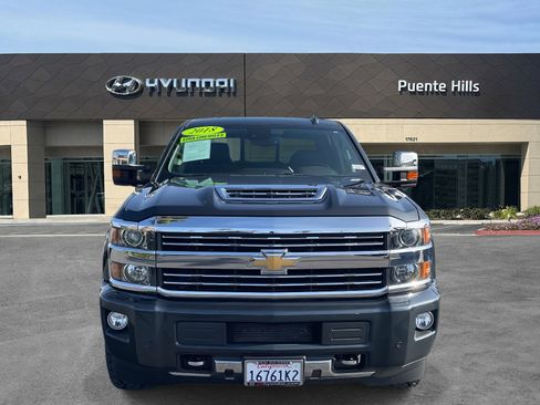 Used 2018 Chevrolet Silverado 2500 High Country w/ Duramax Plus Package image 2
