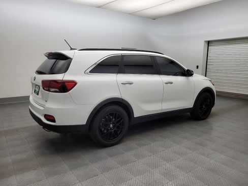 Used 2019 Kia Sorento S FWD image 10