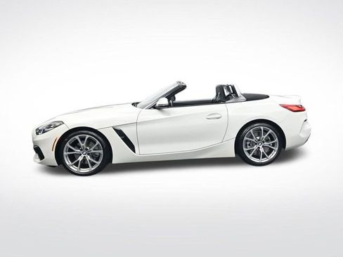 Used 2022 BMW Z4 sDrive30i image 8