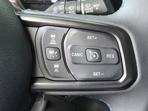 Used 2024 Jeep Wrangler Unlimited Rubicon 4xe image 30