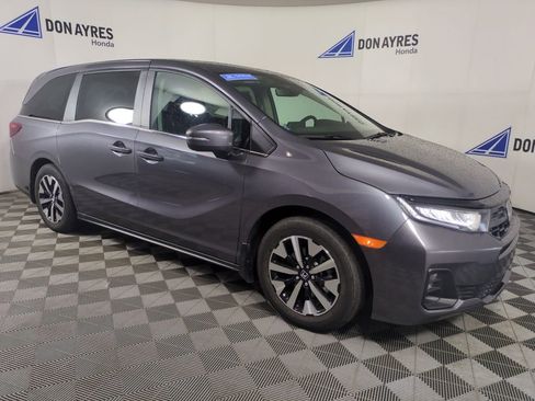 Used 2025 Honda Odyssey EX-L image 7