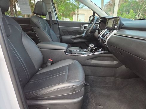 Used 2023 Kia Sorento SX FWD image 15