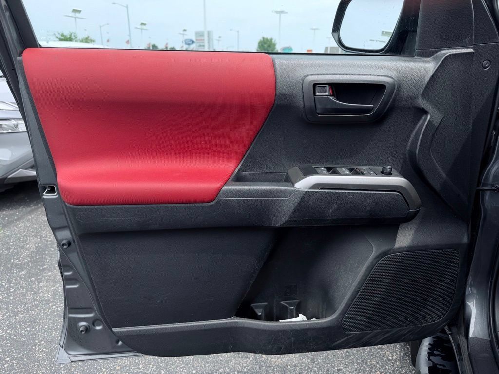 Used 2023 Toyota Tacoma SR5 w/ SX Package AWD/4WD image 10