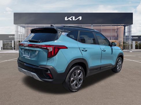 Certified 2024 Kia Seltos S FWD image 4