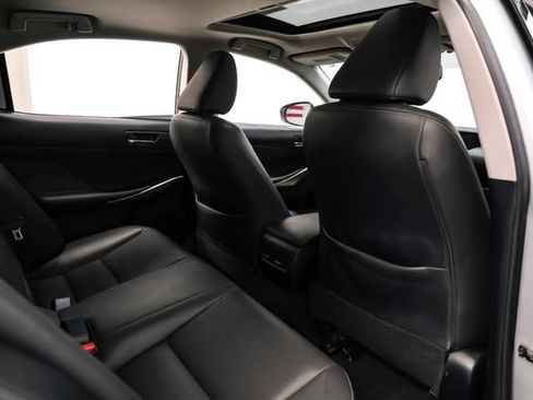 Used 2016 Lexus IS 200t RWD image 35
