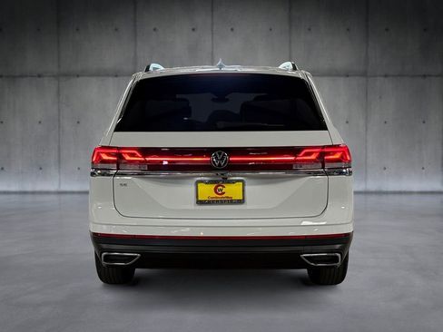 Used 2024 Volkswagen Atlas SE image 4