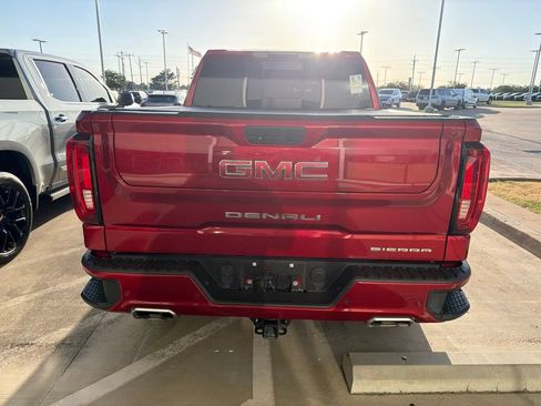 Used 2021 GMC Sierra 1500 Denali AWD/4WD image 5