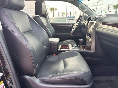 Used 2018 Lexus GX 460 image 11