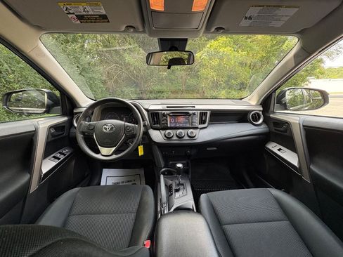 Used 2018 Toyota RAV4 LE w/ All Weather Liner Package AWD/4WD image 19