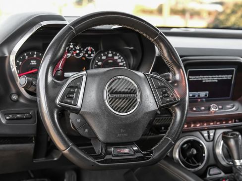 Used 2016 Chevrolet Camaro SS image 13