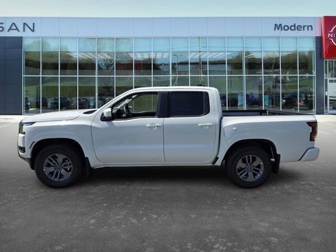 New 2025 Nissan Frontier SV w/ SV Convenience Package image 8