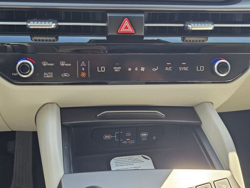 New 2026 Kia Sportage SX Prestige AWD/4WD image 17