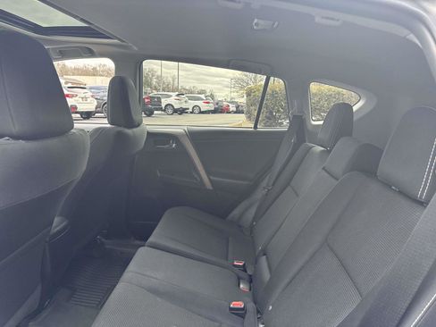 Used 2016 Toyota RAV4 XLE image 13