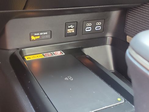 Certified 2025 Toyota Camry SE w/ Multimedia Upgrade Package FWD image 26