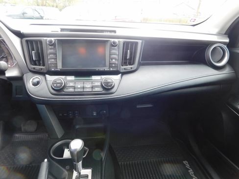 Used 2017 Toyota RAV4 Limited w/ Advanced Technology Package image 9