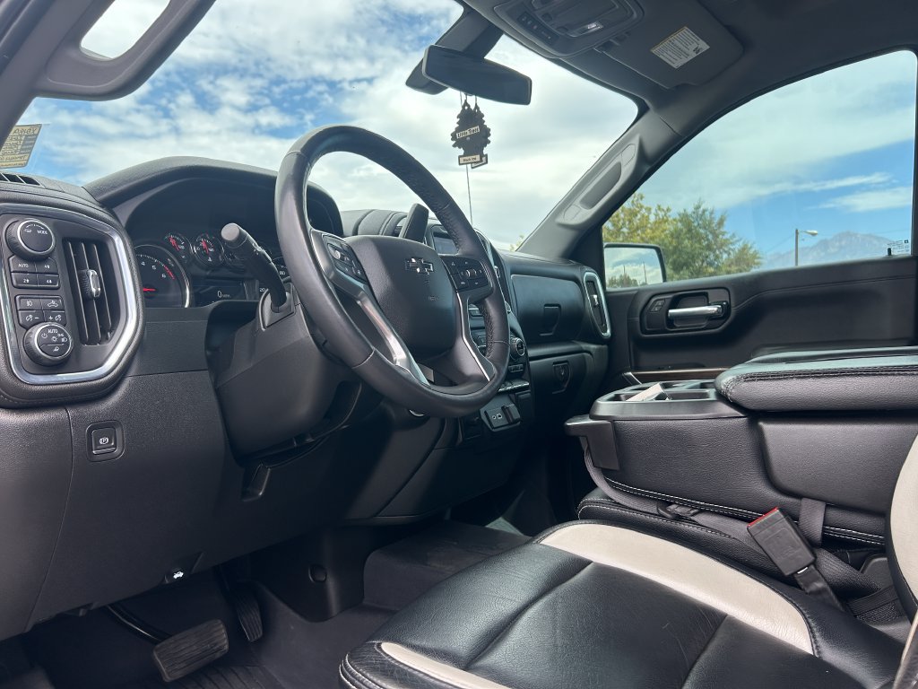 Used 2022 Chevrolet Silverado 1500 RST AWD/4WD image 23