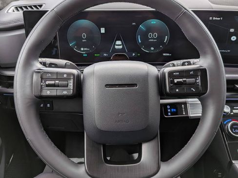 Used 2024 Hyundai Santa Fe Calligraphy AWD/4WD image 18