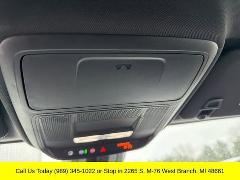 Used 2025 Chevrolet Equinox LT w/ Convenience Package II AWD/4WD image 22