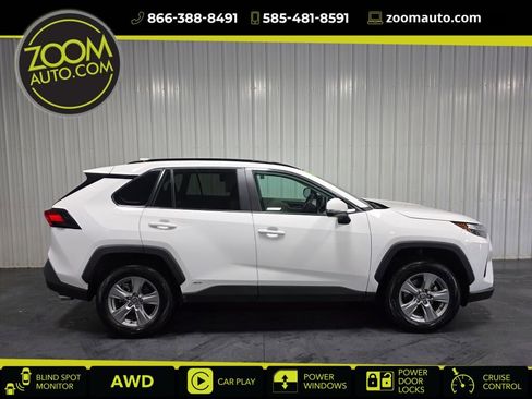 Used 2024 Toyota RAV4 XLE w/ Convenience Package AWD/4WD image 1