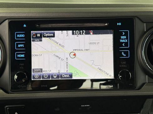 Used 2019 Toyota Tacoma TRD Sport image 27