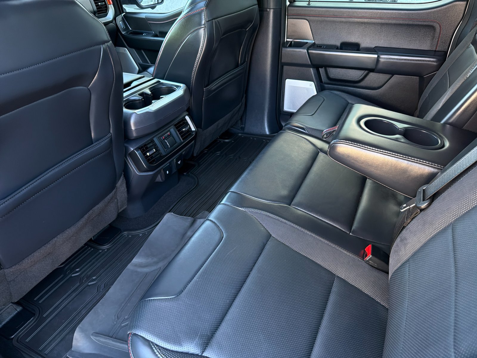 Used 2025 Ford F150 Raptor AWD/4WD image 11