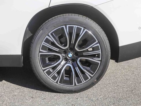 New 2026 BMW X3 xDrive30i w/ Premium Package AWD/4WD image 8