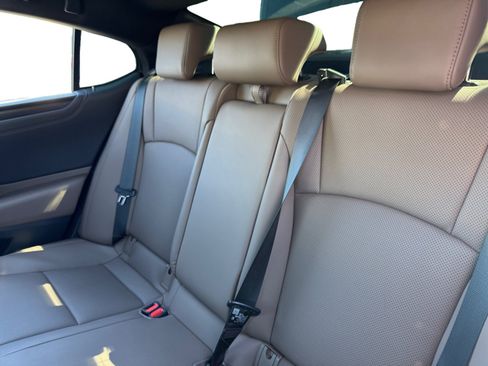 Used 2025 Lexus ES 300h w/ Premium Package FWD image 13