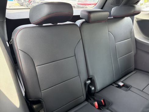 New 2026 Chevrolet Traverse RS w/ LPO, Floor Liner Package FWD image 16