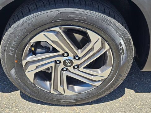 Certified 2023 Hyundai Santa Fe SEL FWD image 9