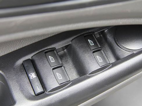 Used 2023 Ford Transit Connect XL FWD image 17