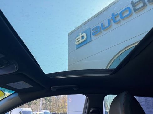 Used 2019 Hyundai Veloster 2.0 Premium image 28