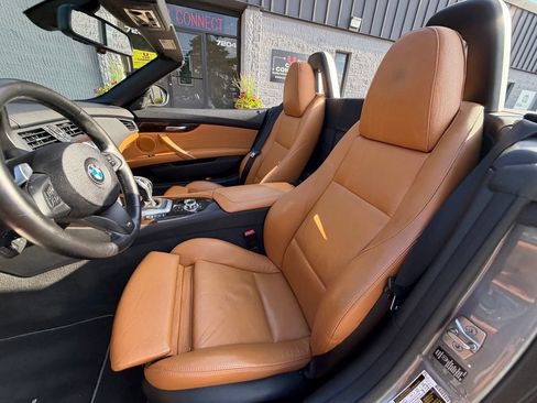 Used 2011 BMW Z4 sDrive35is RWD image 22