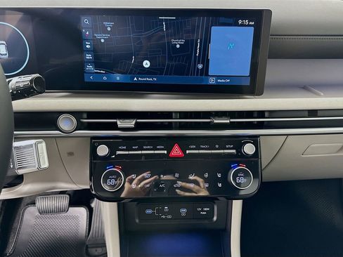 New 2026 Hyundai Tucson Limited image 12