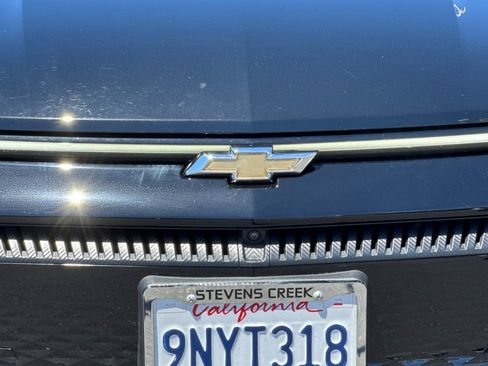 Used 2024 Chevrolet Equinox EV LT FWD image 42