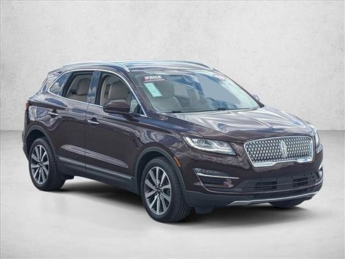 Used 2019 Lincoln MKC Reserve FWD image 3